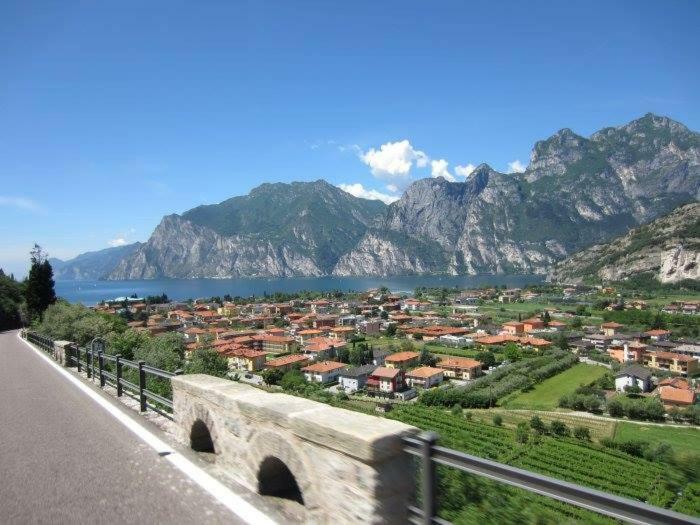 Appartamento Ellen Torbole Sul Garda Ngoại thất bức ảnh
